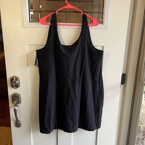 NIKE NWT Dri-Fit Bliss Women's Training Dress - Picture 7 of 8